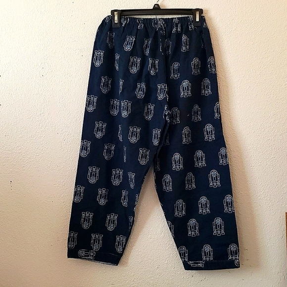 STAR WARS R2D2 Cotton Flannel Lounge/Sleep Capri Pants - Picture 2 of 4